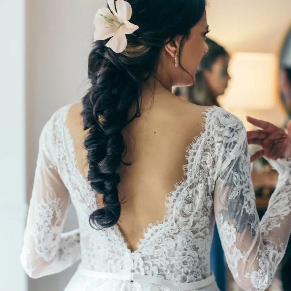 Klienfeld's Pnina Tornai: Love Collection Wedding Dress- Long sleeve- LIKE NEW!